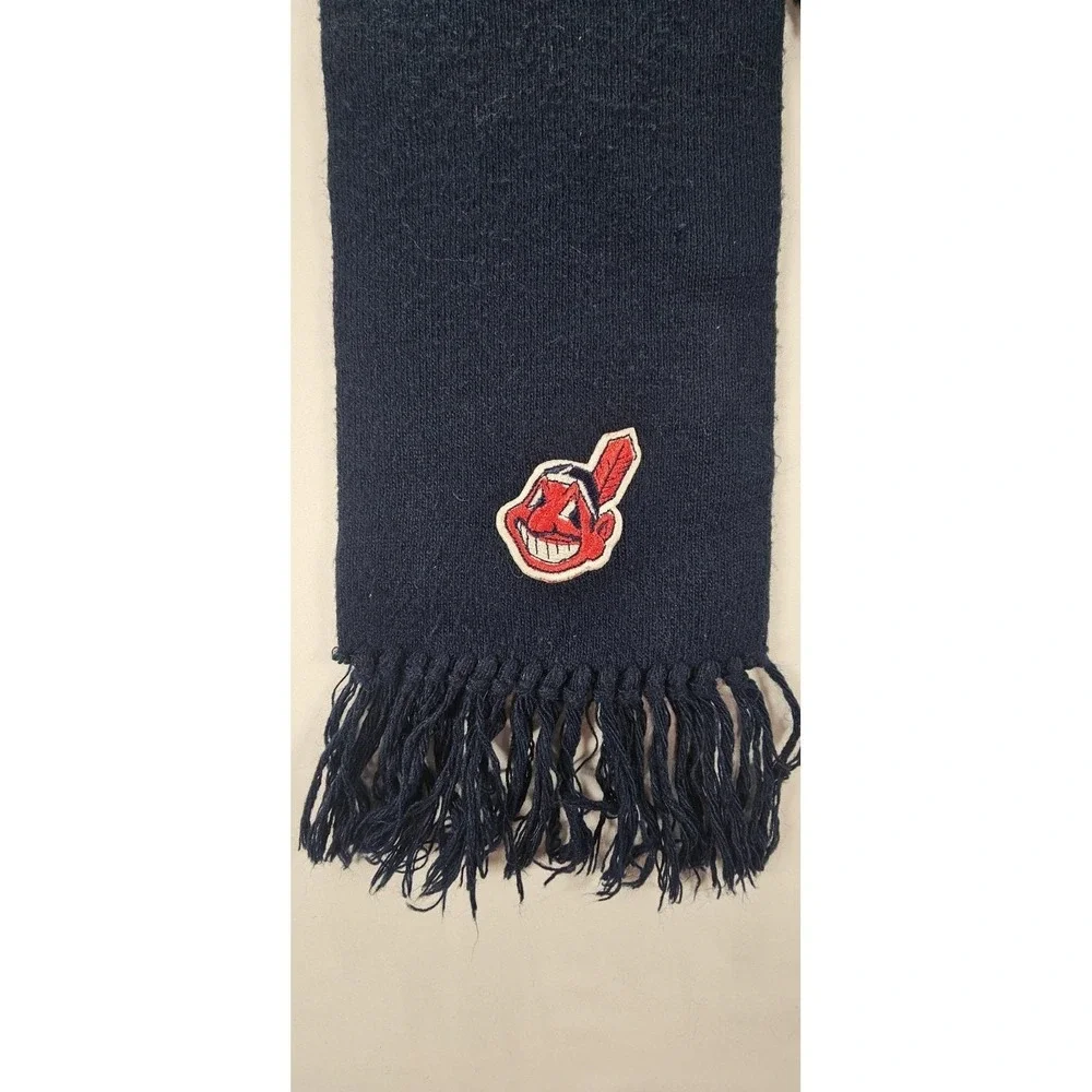 Cleveland Indians MLB Winter Scarf Navy Blue‎ Fringe Knit 